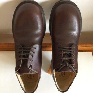 FreeLance Lace-Up Oxfords Round Toe Platform Sole NWOT